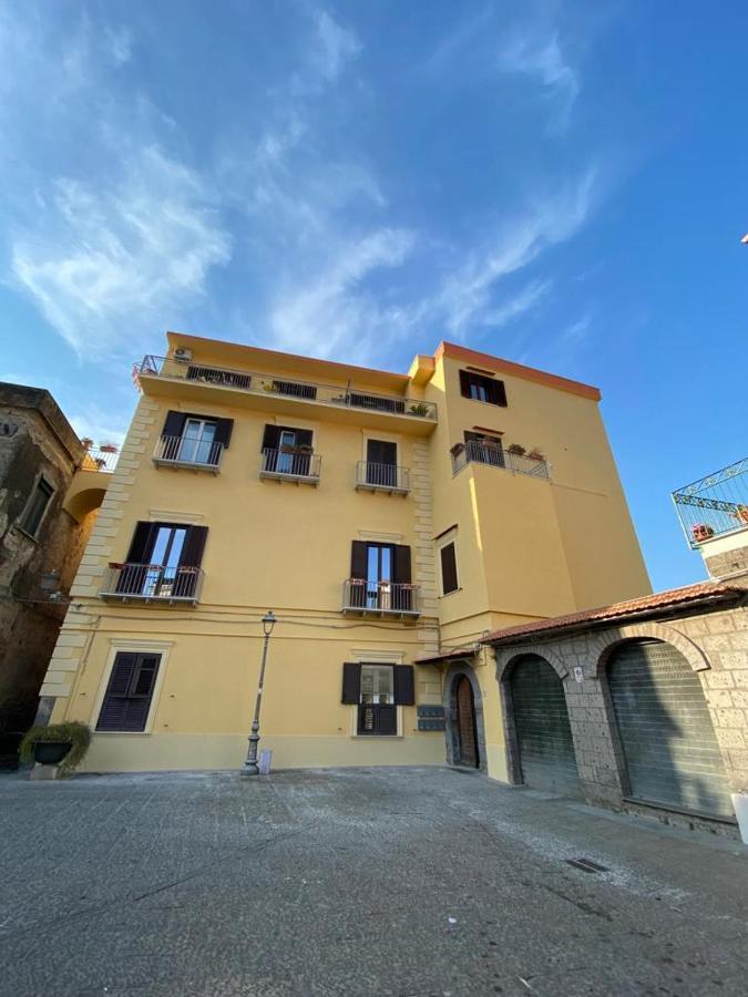 Vesuvio House appartamento indipendente e centrale Sant'Agnello Exterior foto